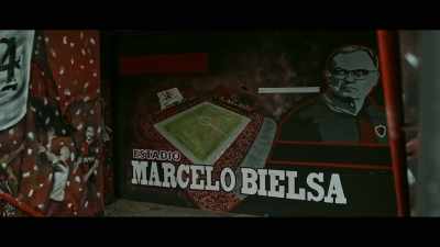 Marcelo Bielsa brought pride
and passion back to Newell's Old Boys. - Take Us Home: Leeds United