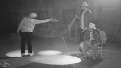 Marcus. Look at that. Look at, God. - Ghost Brothers: Lights Out