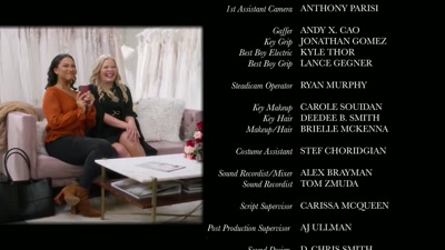 Marcy, get the pants!
CHUCKLES - Yuletide the Knot
