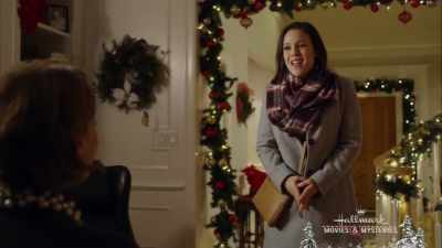 Margaret, I so appreciate
everything you've done - Marrying Father Christmas