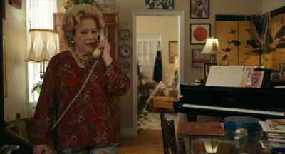 - Margaret's not home yet.
- It's 3:32. - Are You There God? It's Me, Margaret.