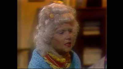 Margaux, you look so young.
What's your secret? - Punky Brewster