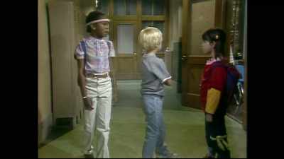 [Margaux shrieks] - Punky Brewster