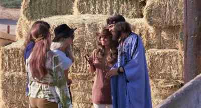 - Margo, Sue, Donna, this is King. - Angels' Wild Women