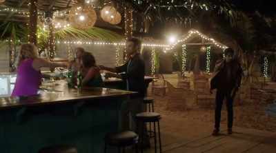 - Mari, how about a dance?
- Oh, no, not your dancing. - The Good Karma Hospital