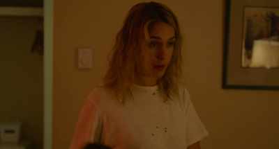 Maria from... is
in the hallway, - Broken Diamonds