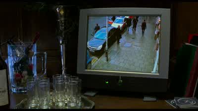 Maria, go upstairs. - Eastern Promises