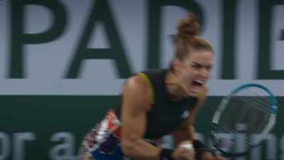 [Maria grunting] - Break Point