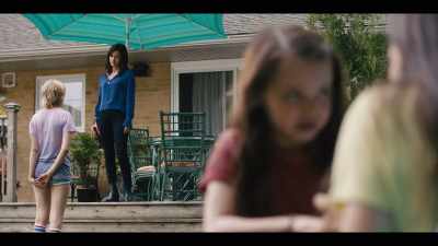 (Maria speaking
indistinctly) - Jett