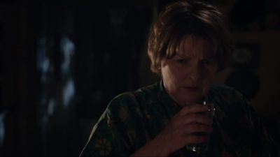 'Marianne.'
'What?' - Vera