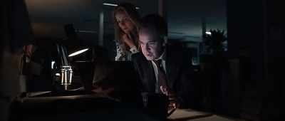 Marie, listen to me.
You do not have to do this. - A Private War