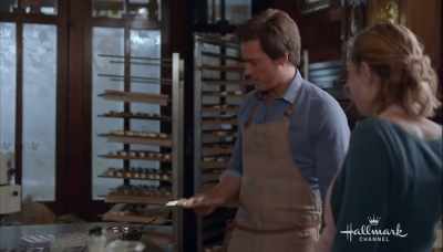 Marie, sorry, what does
"ik hou van je" mean? - Love, Romance & Chocolate