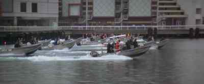 Marine Unit Three,
roger your message. - Rumble in the Bronx