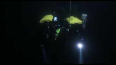 [Mark] After two minutes, we started to see a light. - Dave Not Coming Back