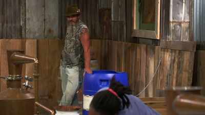 [mark] I can't get over - Moonshiners: Master Distiller