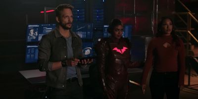 Mark, please. - The Flash