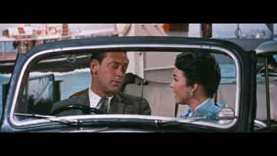 - Mark...
- She won't release me. - Love Is a Many Splendored Thing