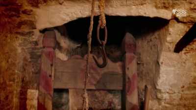 MARKUS HIRTE:
The person being questioned, - Curse of the Ancients with Alice Roberts