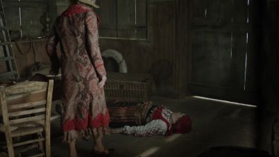 Marlene, you can get up.
It's only me. - Agatha Christie's Poirot