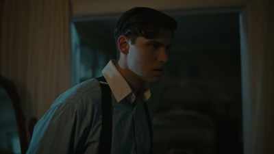 Marlene: You know my
husband's a porter right? - The Porter