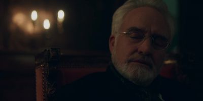 Marrying for power, Serena, - The Handmaid's Tale