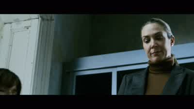 Jesus! What is this? What the hell is this? Ready? Close. What are you doing? Get off me! Set? Get t - The Bourne Legacy