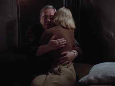 Martha, about the gift certificate... - Lois & Clark: The New Adventures of Superman