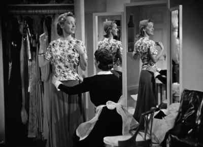 - Martha, it fits beautifully, doesn't it?
- Yes, ma'am. - Dark Victory