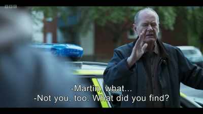 -Martin, what...
-Not you, too. What did you find? - Beck 50 - Deadlock