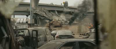 MARTINEZ: Tank's drawing enemy fire! - Battle Los Angeles