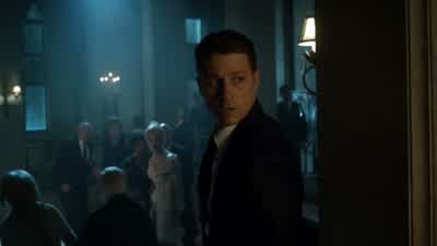 Martinez, you're clear to engage. - Gotham
