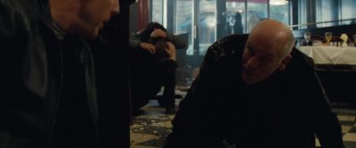 - Marvin, you all right?
- Yeah. - RED 2