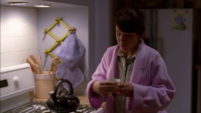 Mary Alice: AS CLAIRE
PREPARED FOR BED, - Desperate Housewives