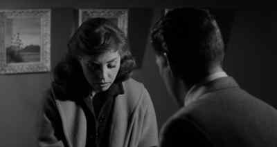 Mary look - The Wasp Woman
