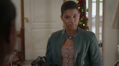 MARY RUTH LYNN.
OH, AND MARY CORNWELL. - A Christmas for Mary