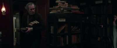 - Mary.
- She pushed me! - Mary Shelley