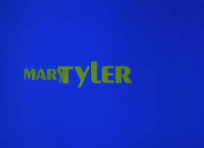 ♪ ("MARY TYLER MOORE SHOW"
THEME SONG PLAYING) ♪ - Being Mary Tyler Moore