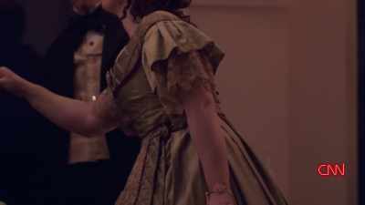 >> MARY WAS ENORMOUSLY AND
CONTINUOUSLY FRUSTRATED BY HER - Lincoln: Divided We Stand