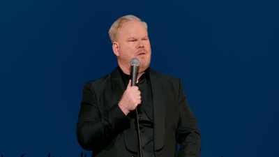 "Mas... Mas não me estou a divertir." - Jim Gaffigan: Dark Pale