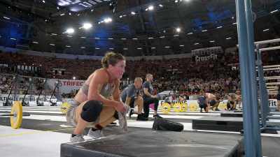 Mas naquele último yoke, - Fittest on Earth: Retro/Active
