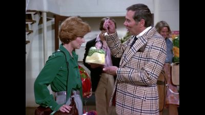 Mason:
Alicia, I couldn't leave without
giving you this. - The Love Boat