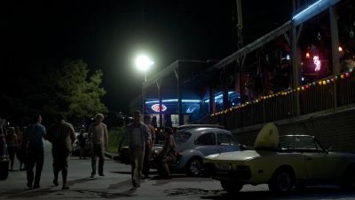 Mason.
Whoa! - The Vampire Diaries