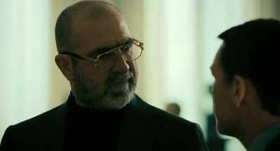 - [Mat] Ugly as hell. You don't
know what you talking about. - The Killer
