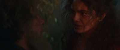 Matilde, come here...
Stay here. Stay here. - Freaks Out
