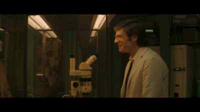 - Matron and I will prep Mrs. Brown.
- I'll prepare the theater. - Joy
