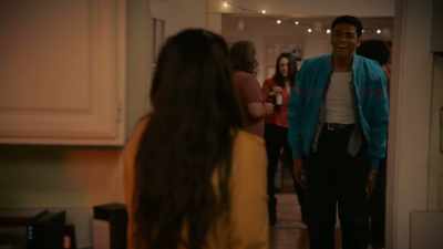 - Matt Alex, you're here.
- And I'm here all night. - I Think You Should Leave with Tim Robinson