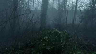 Matt, careful! - Falling Skies