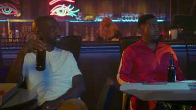 Matter of fact, you know what?
Give me this pizza-- - Back on the Strip
