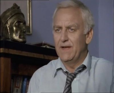 MATTHEW:
Did l say l wouldn't be home for lunch? - Inspector Morse