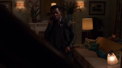 - MATTHEW, GRAB YOUR GUN. - White Collar